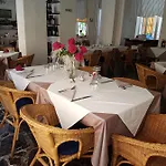 Lungomare Hotell