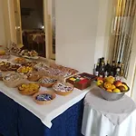Отель Lungomare 3*
