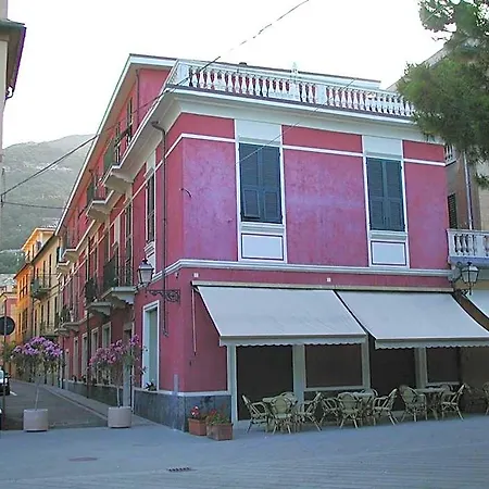 Hotel Lungomare 3*